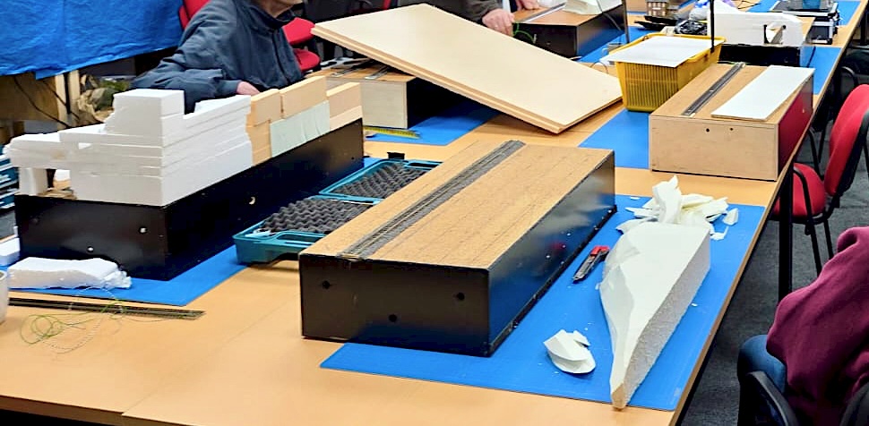 Demo Modelbaan bouw a.h.v. modules.